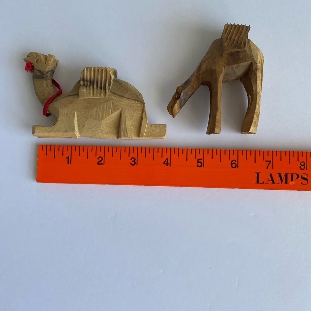 Set Of 2 Wooden Carved Camels With Drinking Bowl Small‎ Miniatures Nativity